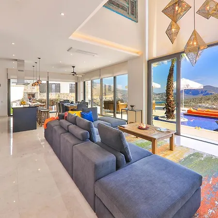 In Sleeps 8 Includes Swimming Pool And Air Con Vila Kalkan